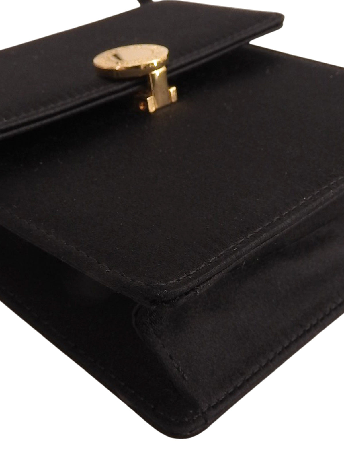 サテンロゴプレートミニショルダーバッグ ブラック