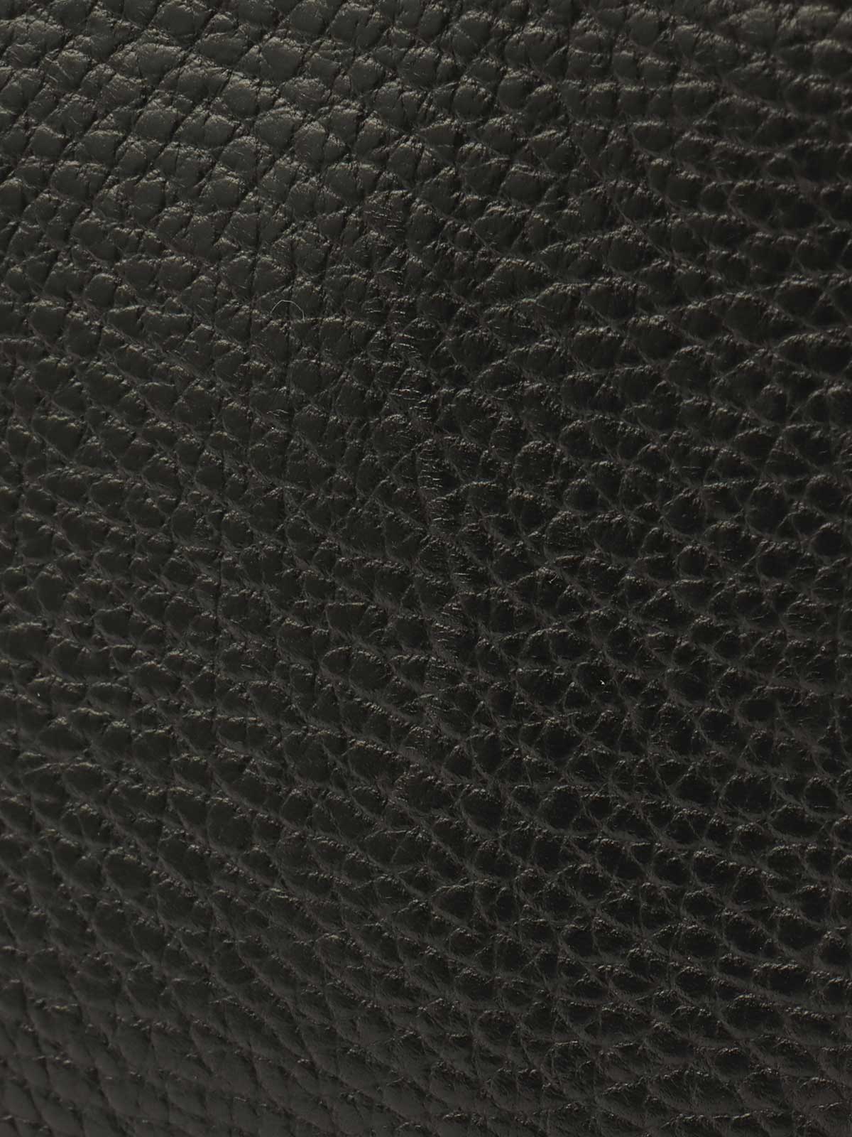 Circle Logo Plate Shoulder Bag Black