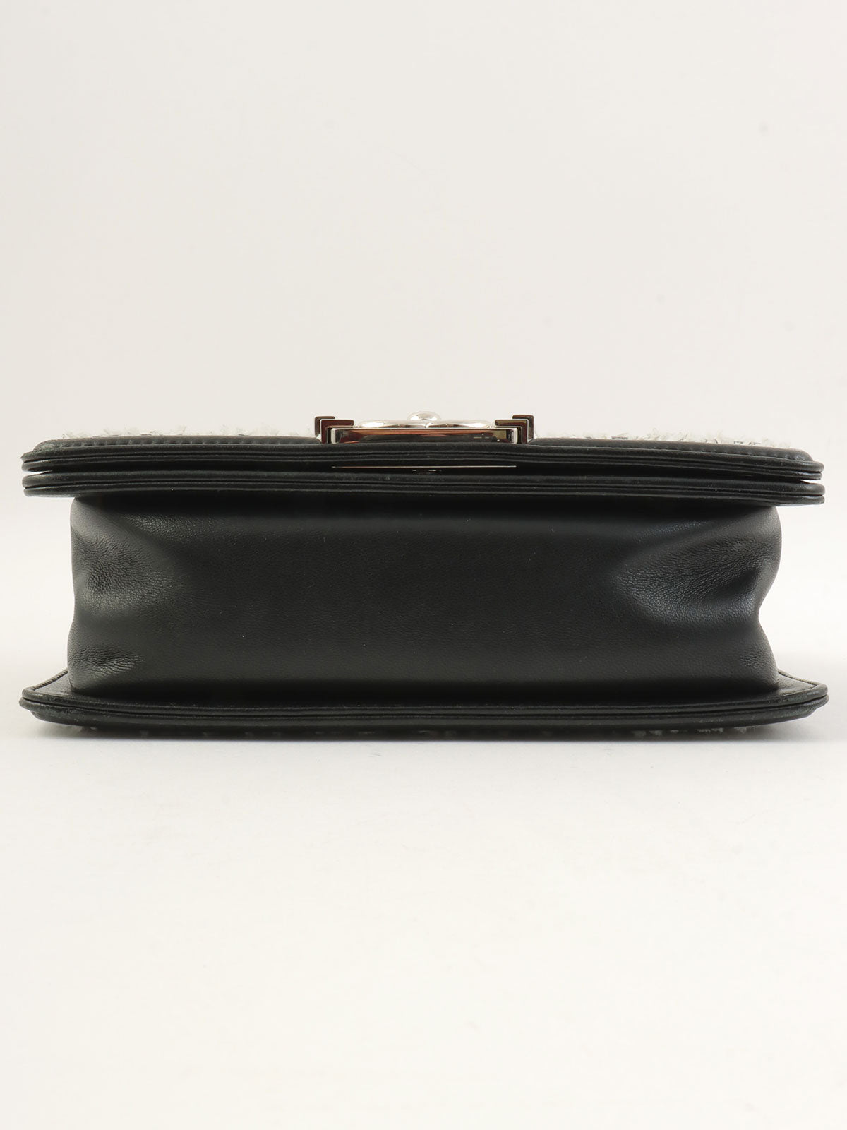 2017款香奈儿亮片链条单肩包，黑色/白色