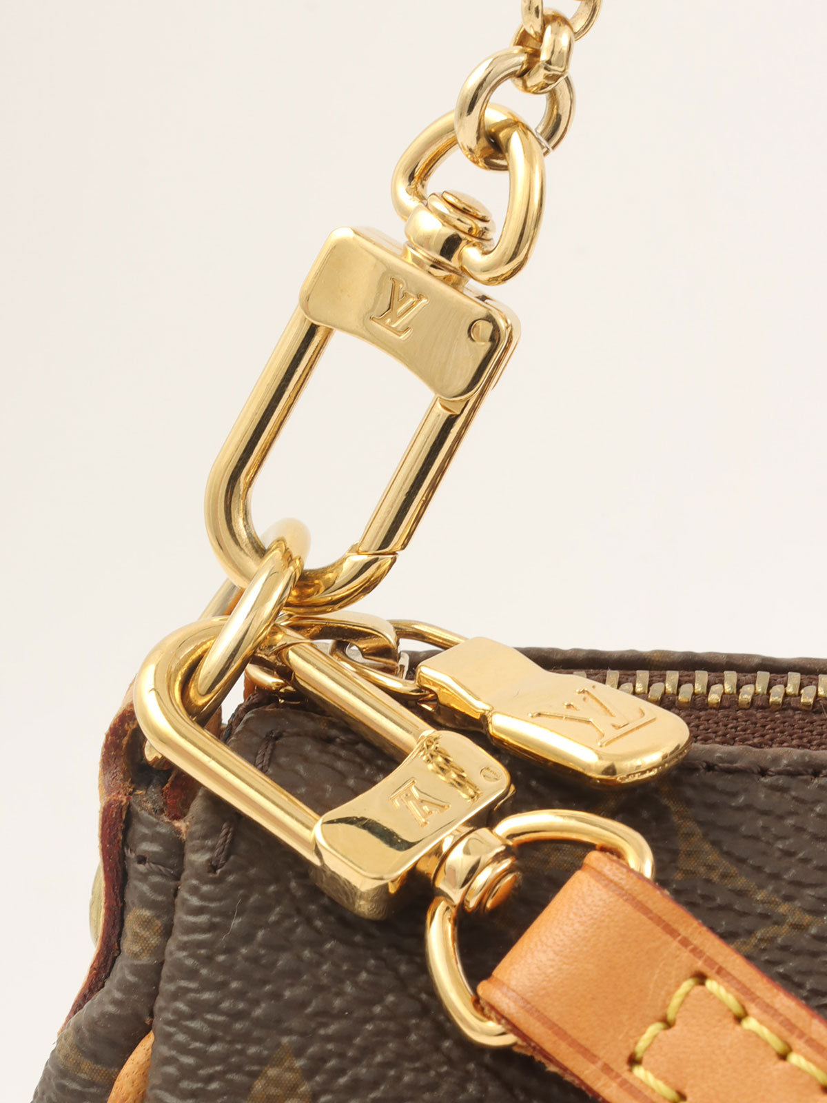 2011 Monogram Canvas Eva Handbag Brown