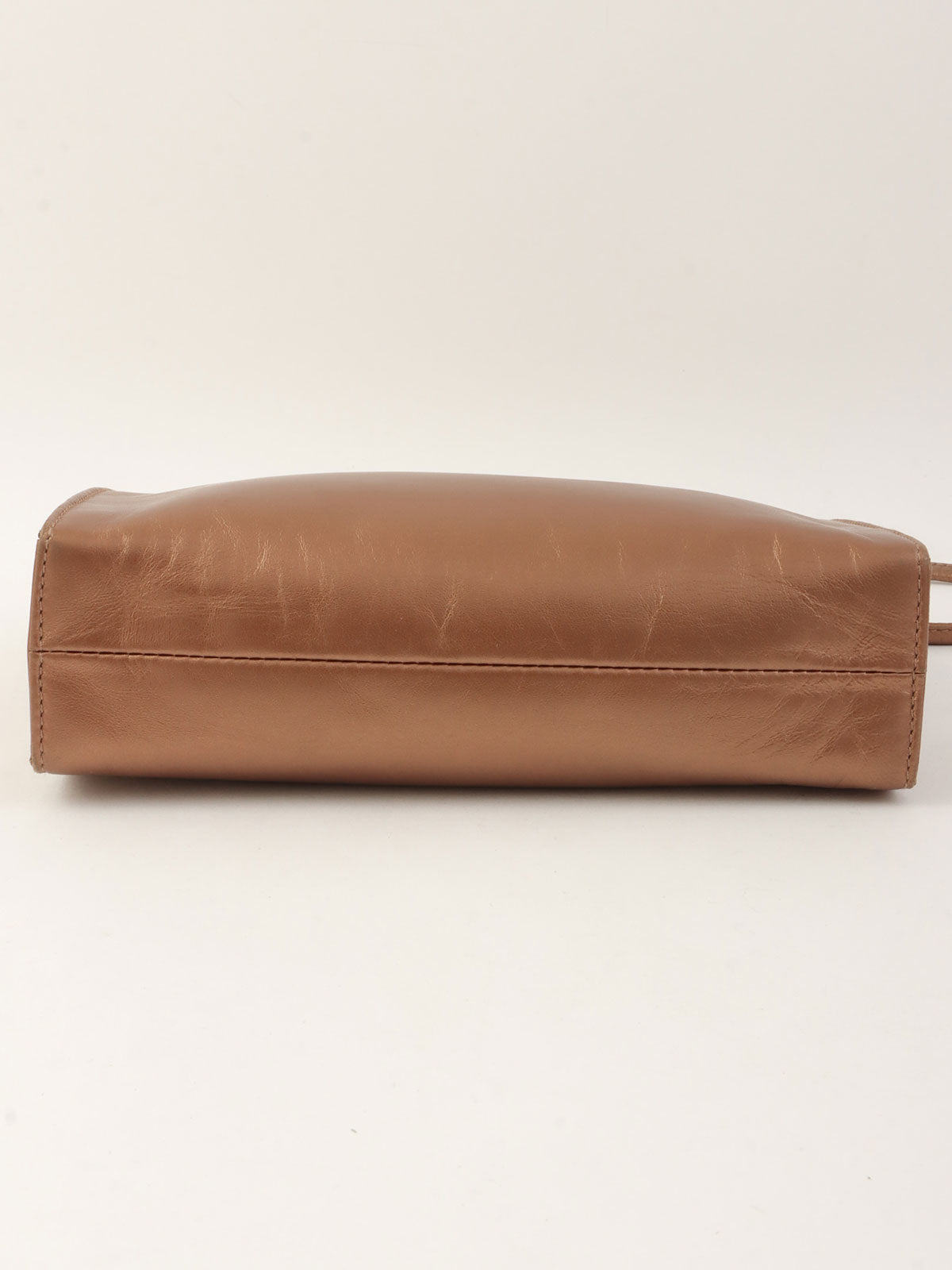 ロゴプレートハンドバッグ メタリックブラウン