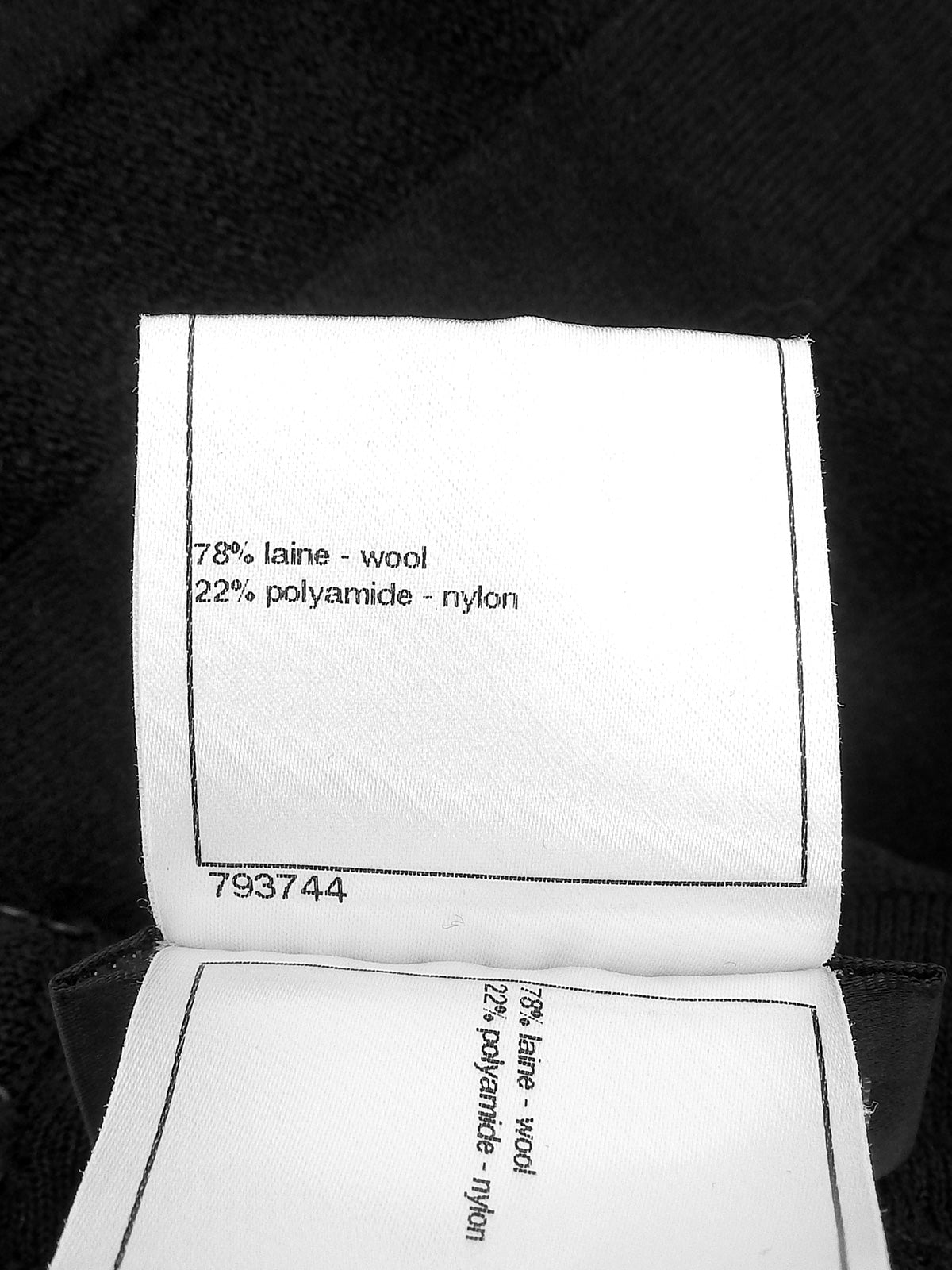 オーバルロゴCCマークフリルデザインワンピース　ブラック