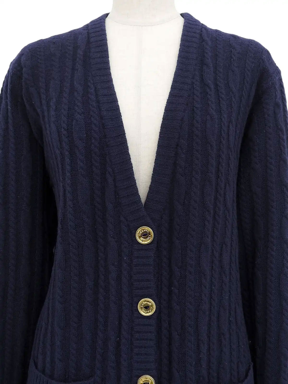 ウールケーブルニットロゴボタンカーディガン ネイビー