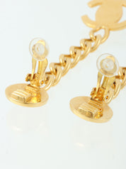1996 CC Turn Lock Chain Swing Earrings Gold