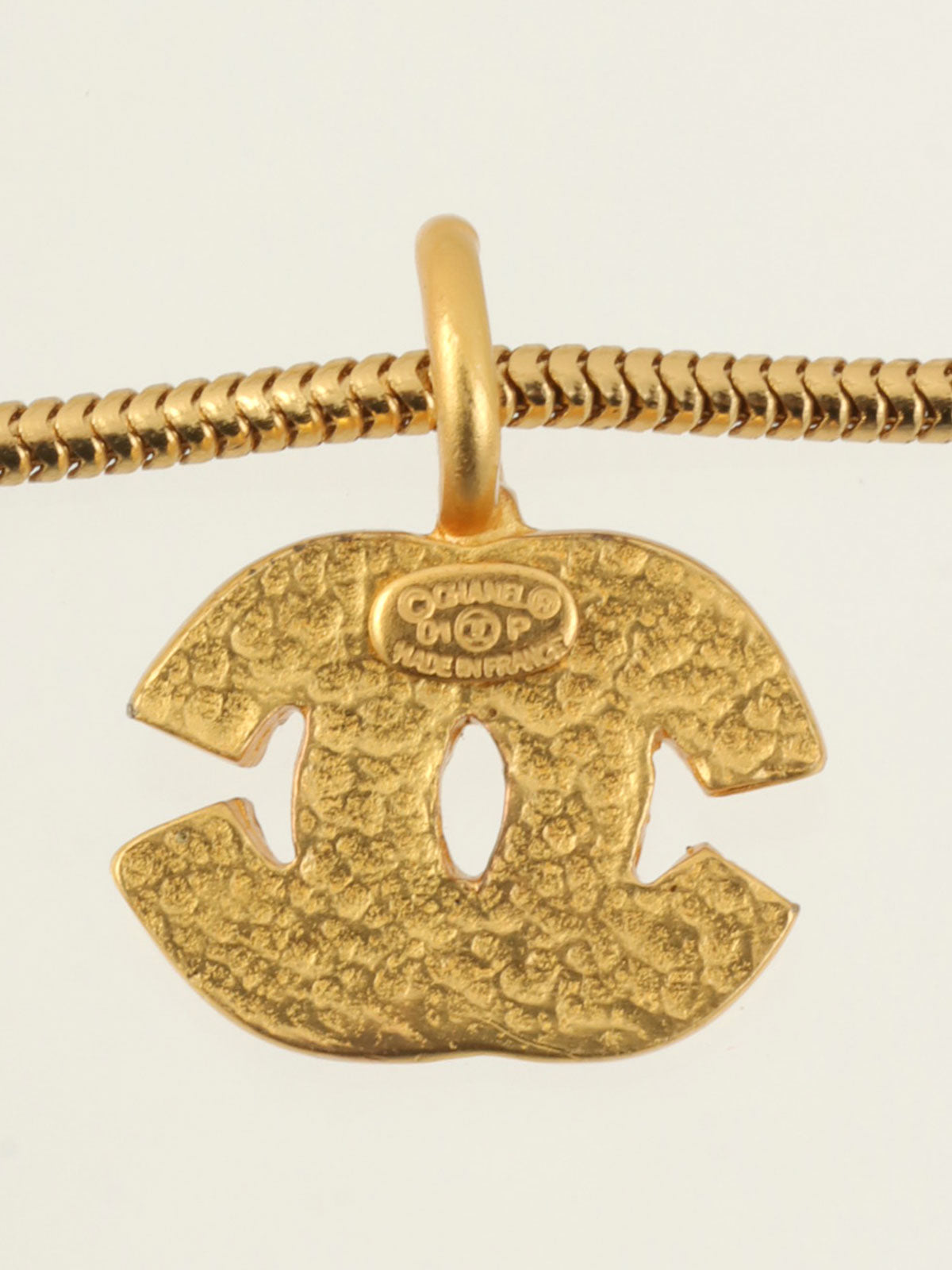 2001 CC mark plate bracelet gold