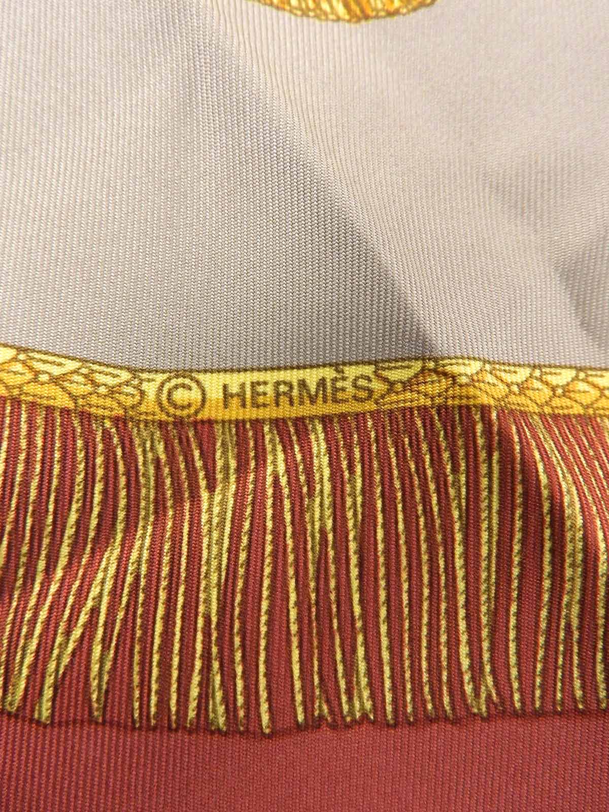 カレ90　Poste Et Cavalerieパターンスカーフ　テラコッタ/マルチ