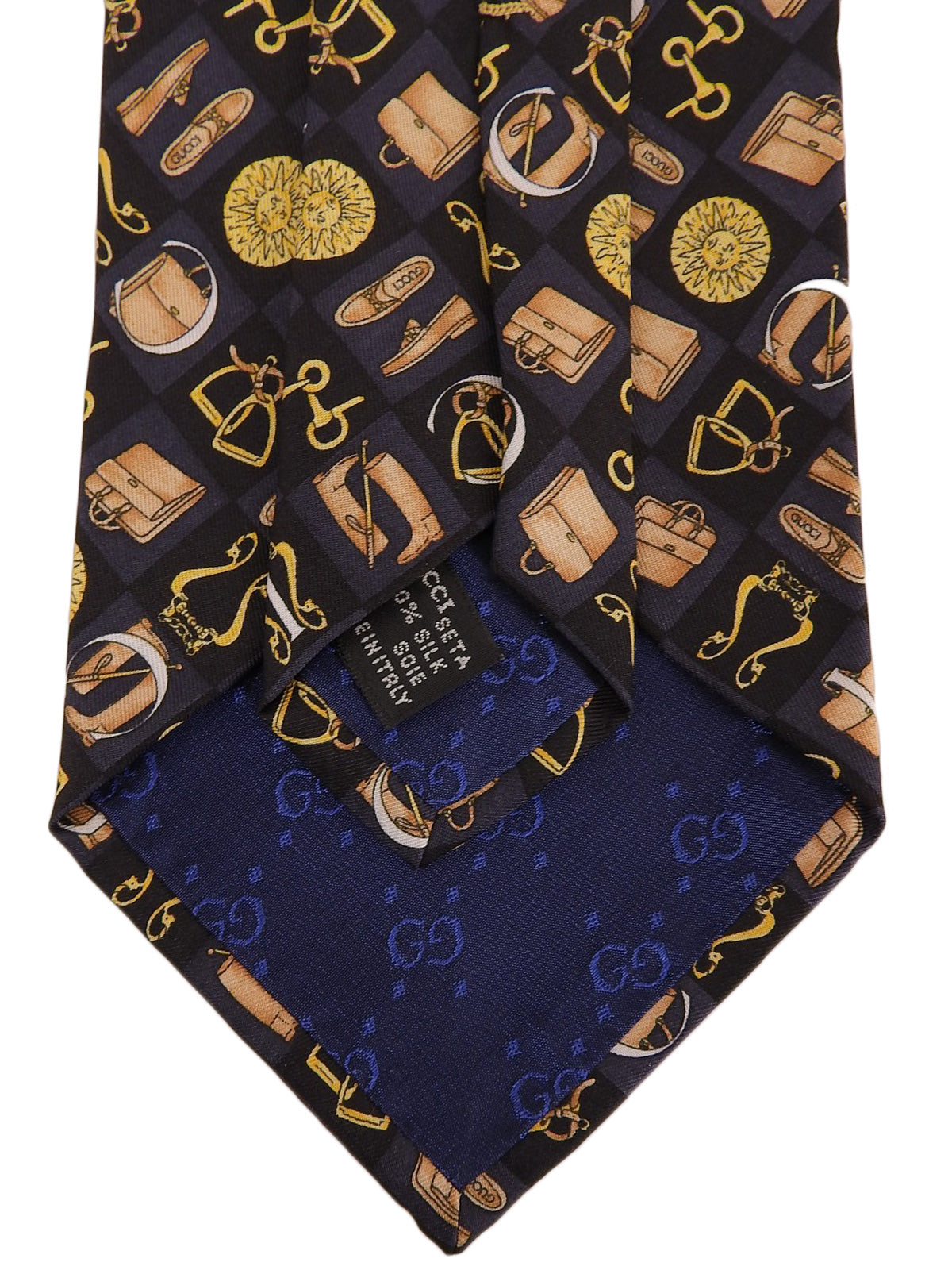 Multi-motif pattern tie in black
