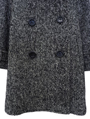Fox fur logo button coat in black/white