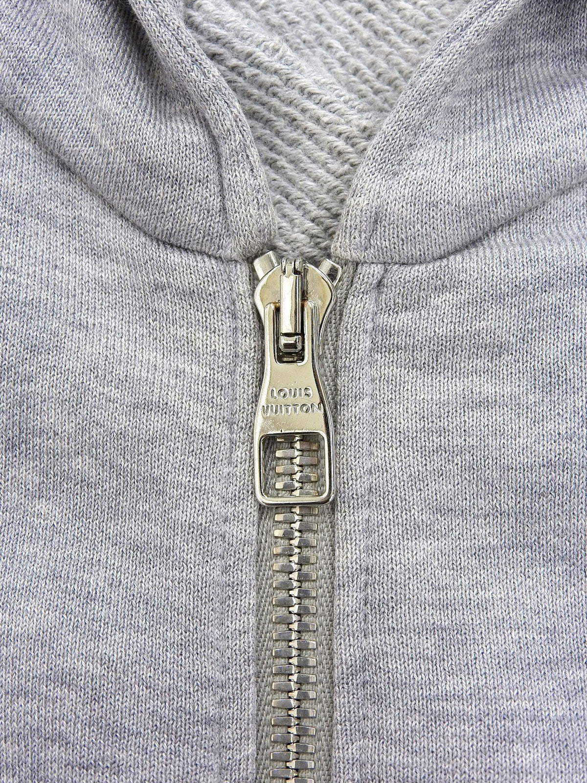 Shoulder design logo embossed zip-up hoodie in grey