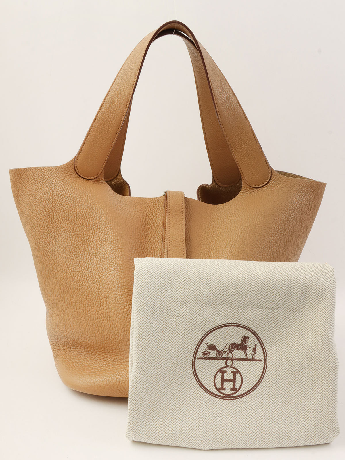 2009 Picotin GM Tabak Camel