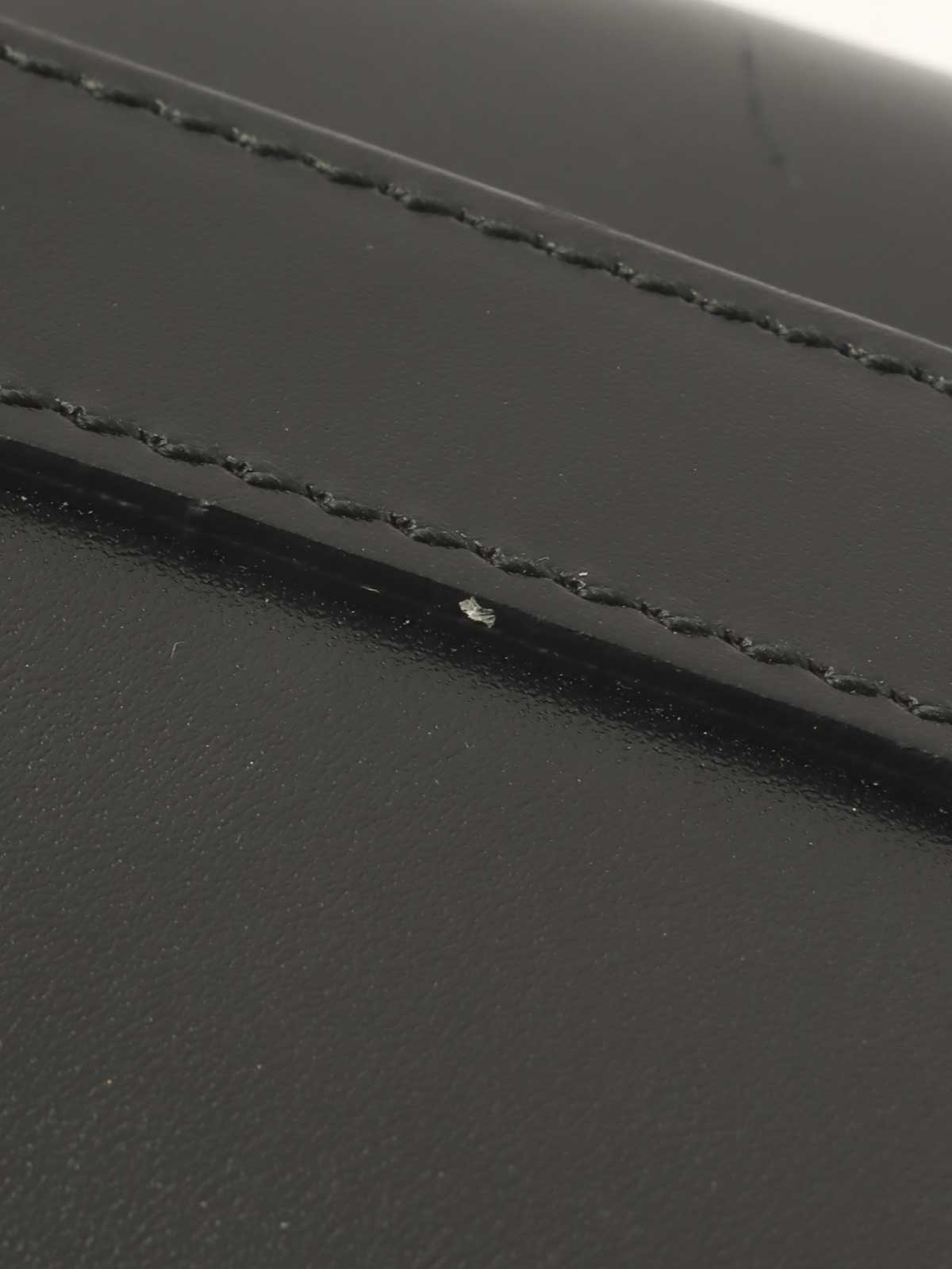 Logo Plate Long Wallet Black