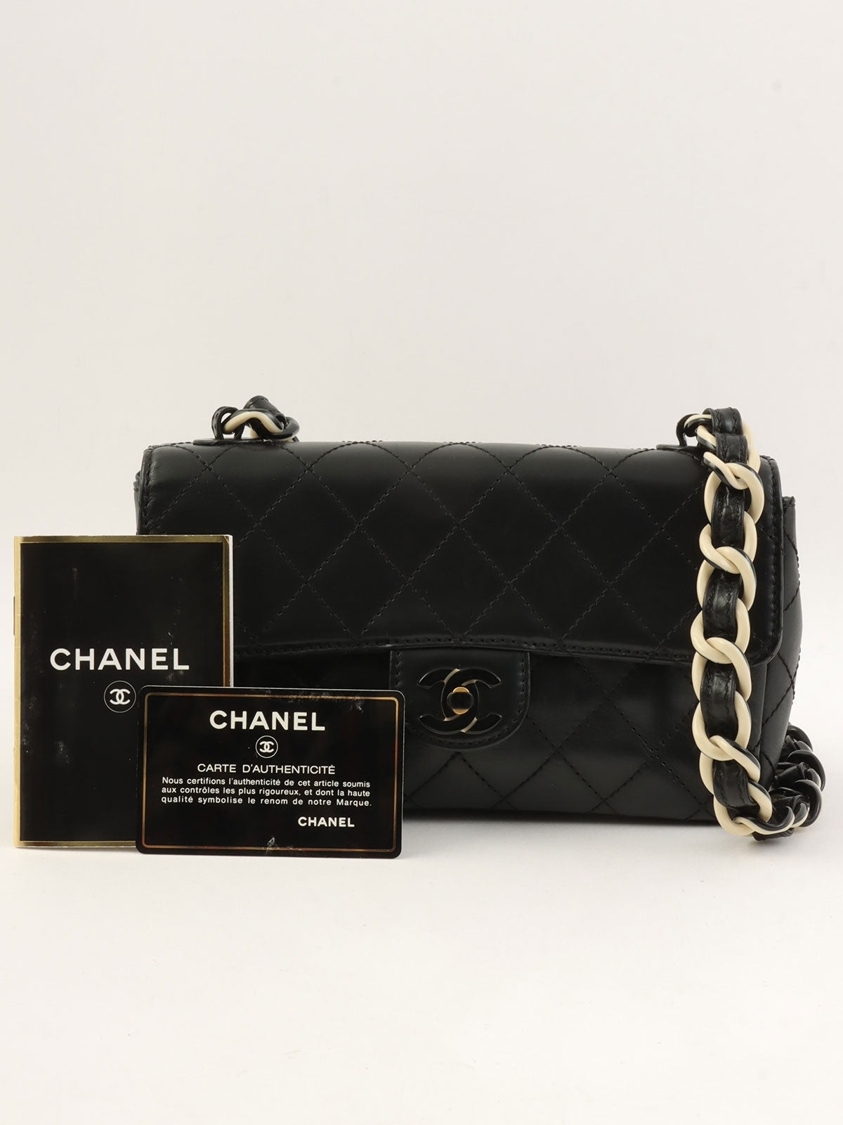 2000年頃製 マトラッセステッチCCターンロックプラスティックチェーンショルダーバッグ ブラック