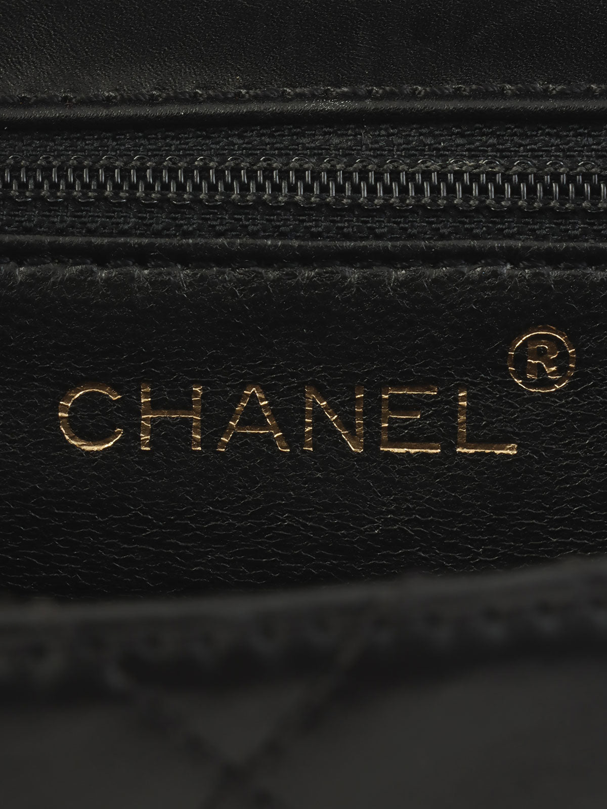 Circa 2000 Matelasse Stitch CC Turnlock Plastic Chain Shoulder Bag in Black