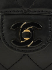 Circa 2000 Matelasse Stitch CC Turnlock Plastic Chain Shoulder Bag in Black