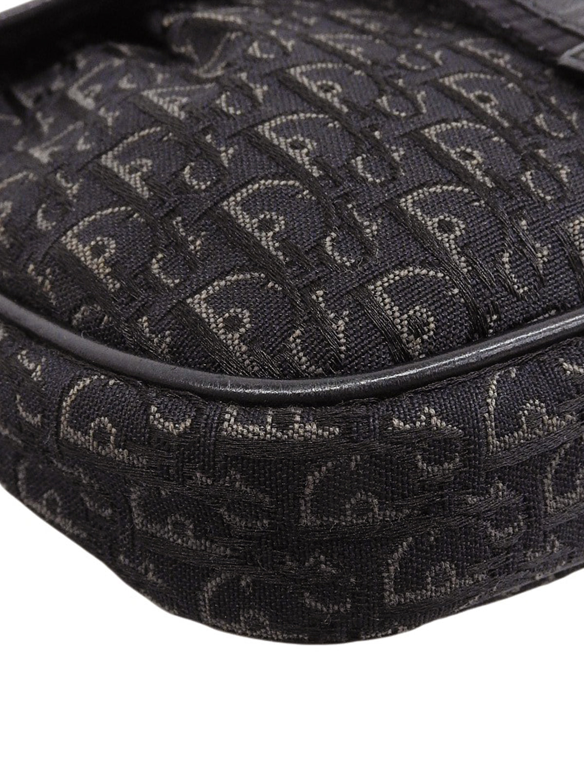 キャンバストロッターパターンミニショルダーバッグ ブラック