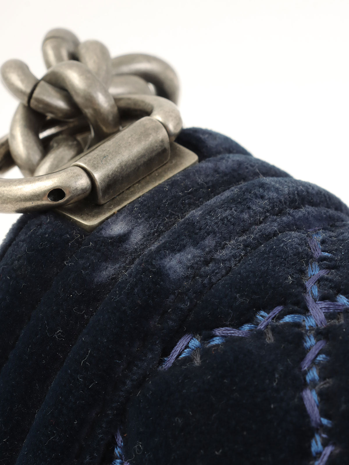 2014年頃製 ベロアボーイシャネルチェーンショルダーバッグ ネイビー