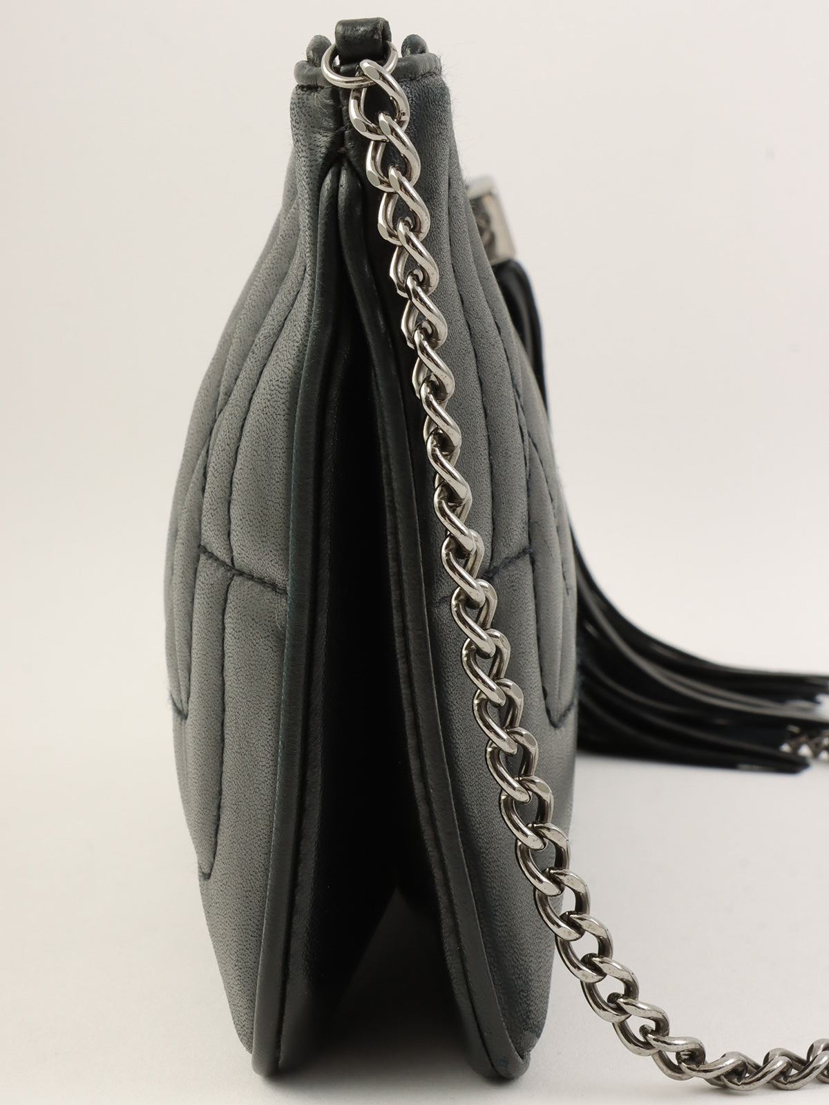 2003年頃製 CCマークタッセルチャームショルダーバッグ ブラック