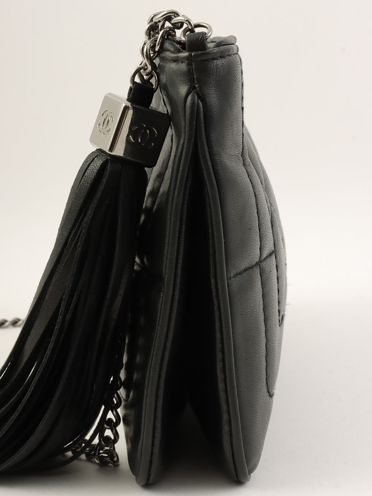 2003年頃製 CCマークタッセルチャームショルダーバッグ ブラック