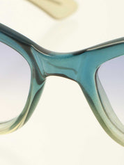 グラデーションサイドロゴプレートサングラス ブルー/グリーン