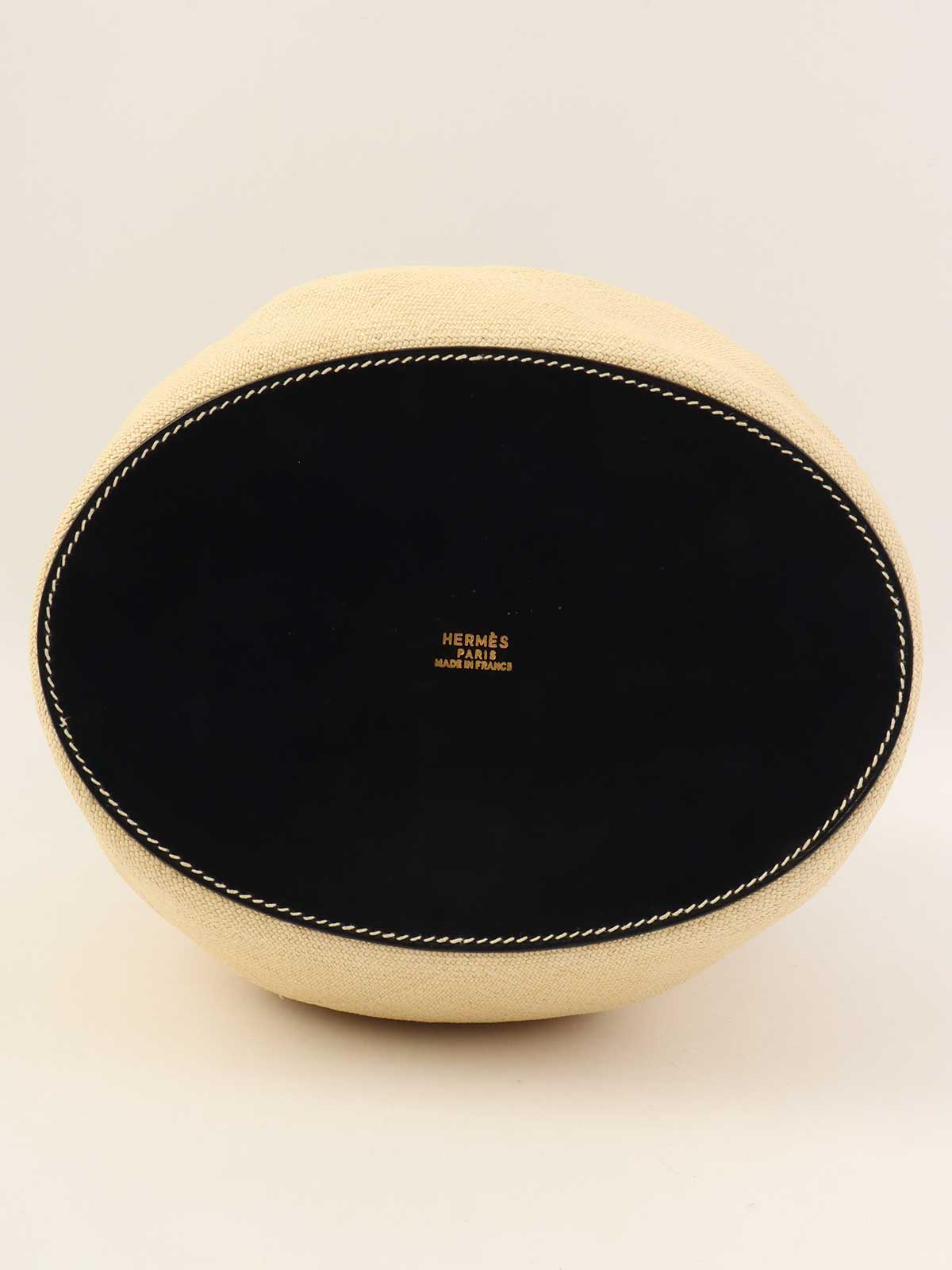 2000 Market TPM Ivory/Navy