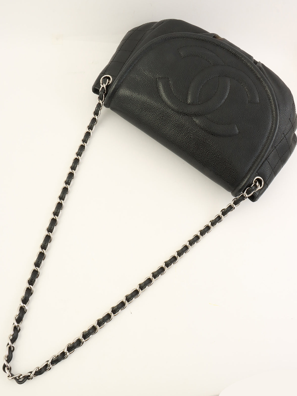 2011年頃製　CCマークハーフムーンチェーンショルダーバッグ　ブラック