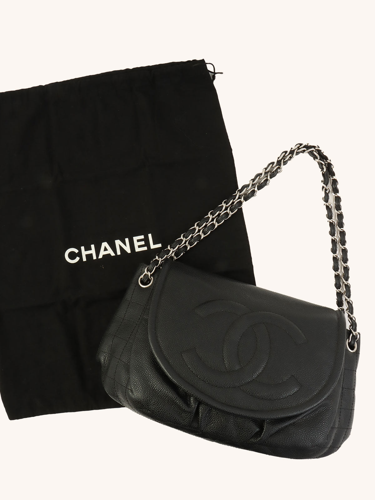 2011年頃製　CCマークハーフムーンチェーンショルダーバッグ　ブラック