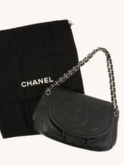 2011年頃製　CCマークハーフムーンチェーンショルダーバッグ　ブラック