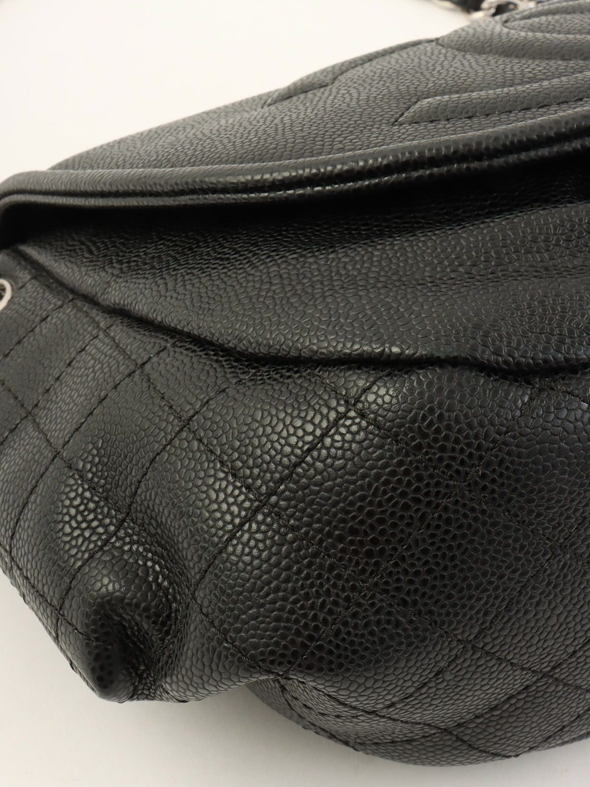 2011年頃製　CCマークハーフムーンチェーンショルダーバッグ　ブラック