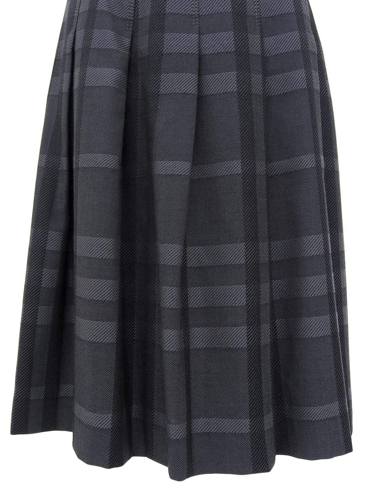Check Pattern Pleated Skirt in Gray