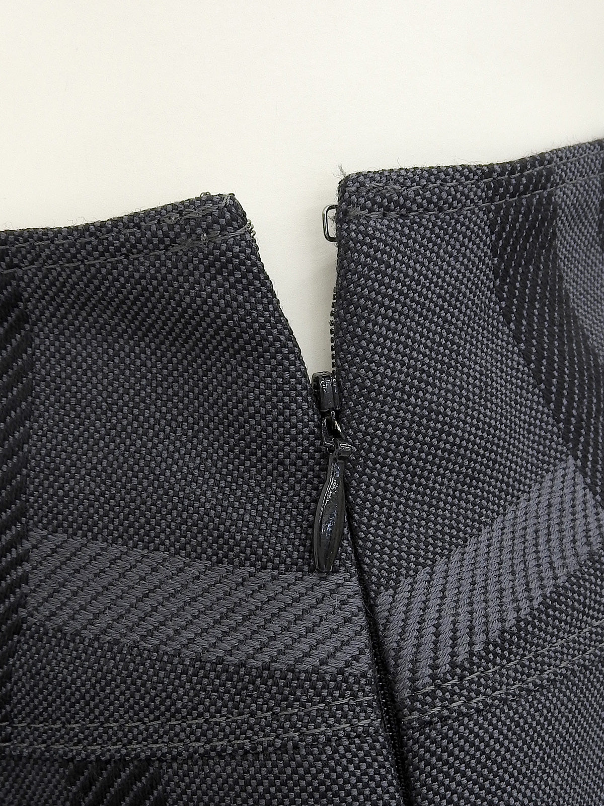 Check Pattern Pleated Skirt in Gray