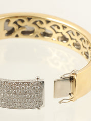 18Kダイヤモンドデザインカットアウトハングル ゴールド/シルバー