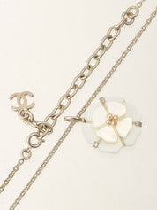1998 Pearl Camellia Motif Necklace Silver/Shell
