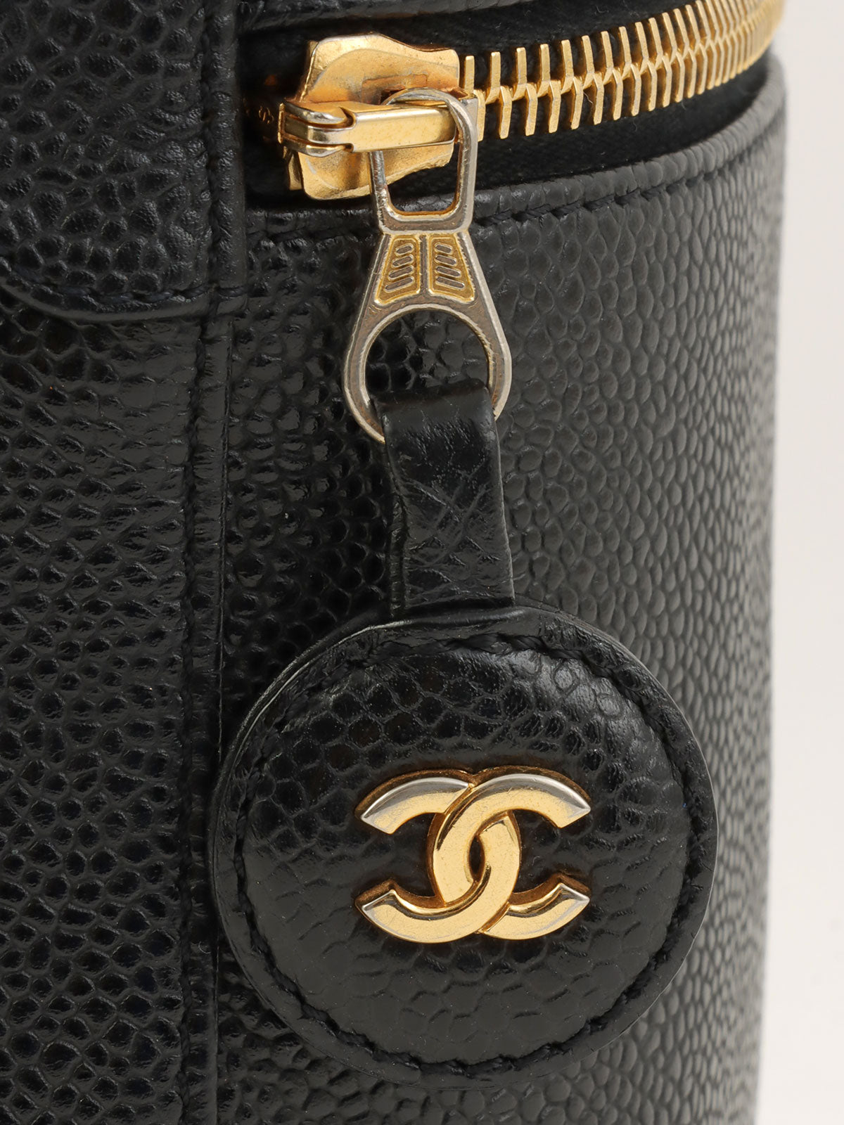 2000年頃製 キャビアスキンCCマークステッチバニティ ブラック