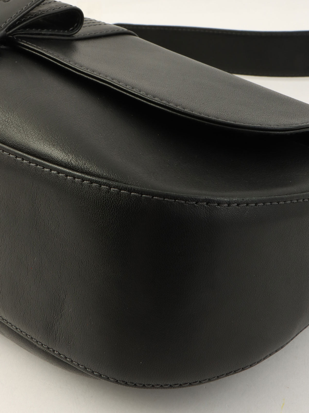 アナグラムエンボスワンショルダーバッグ ブラック