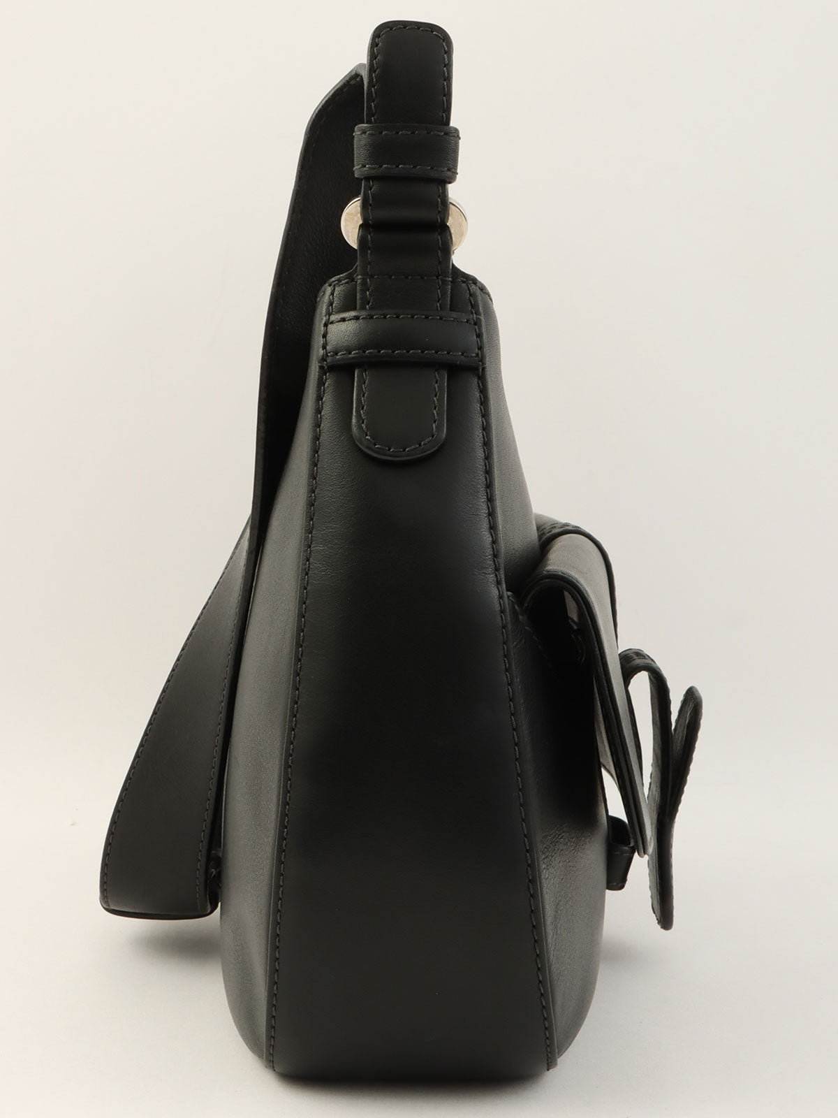 アナグラムエンボスワンショルダーバッグ ブラック