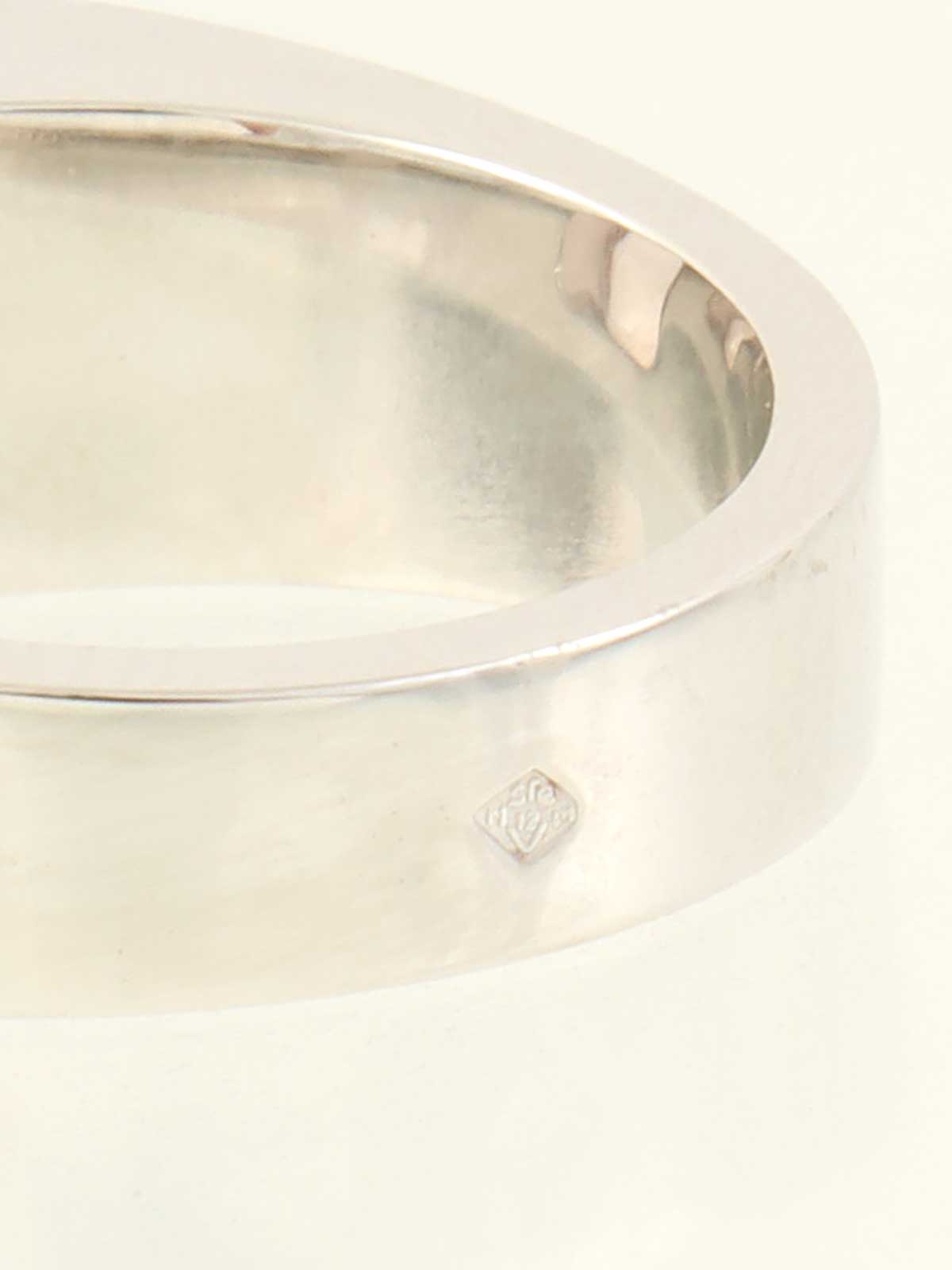 K18WG rose quartz ring in white gold