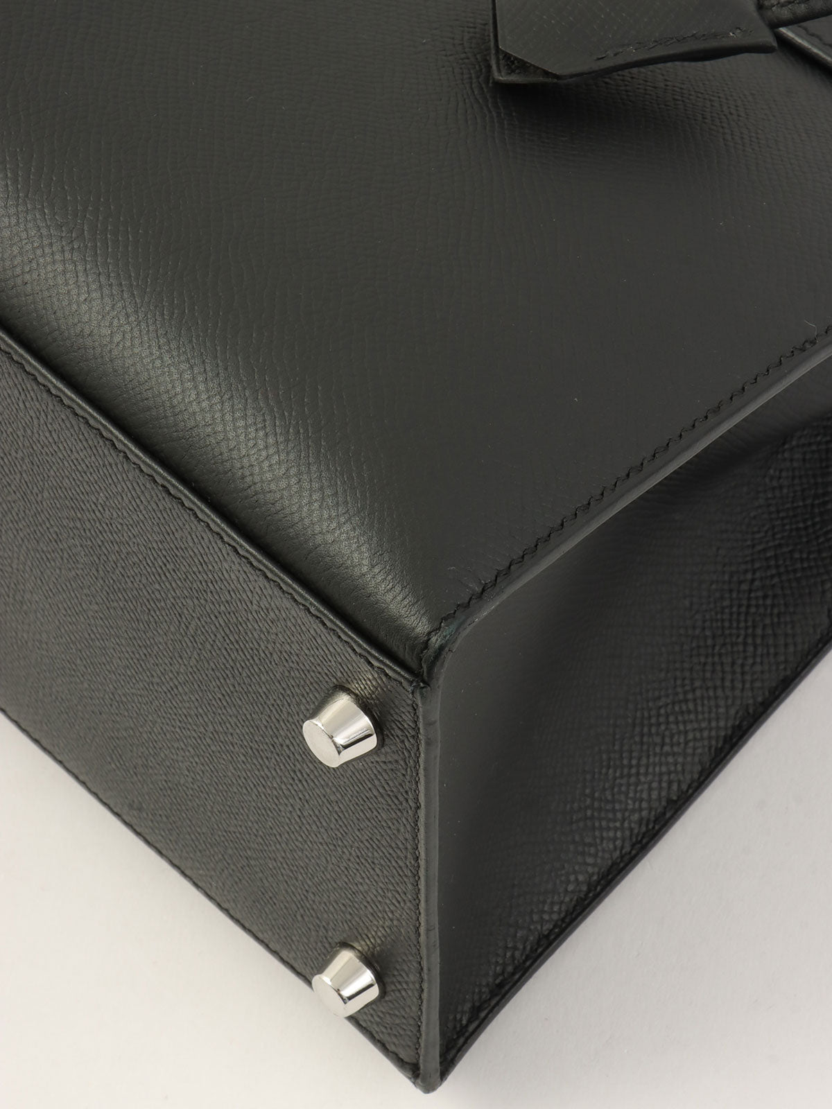 2011年凯利28号黑色