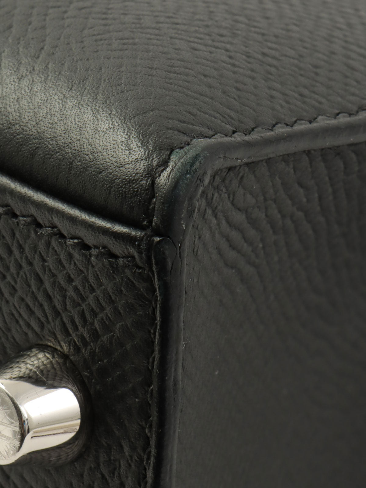 2011年凯利28号黑色