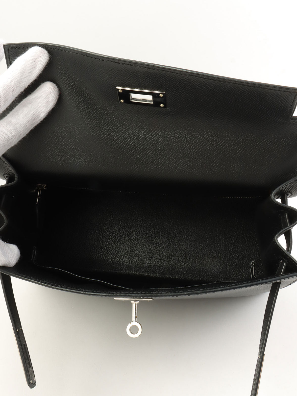 2011年凯利28号黑色