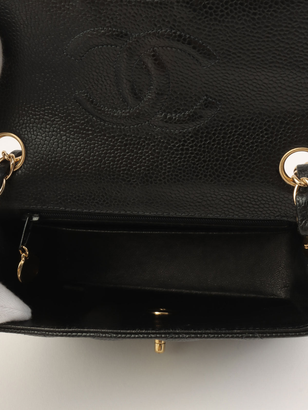 2004年頃製 キャビアスキンクラシックフラップチェーンバッグミニ ブラック