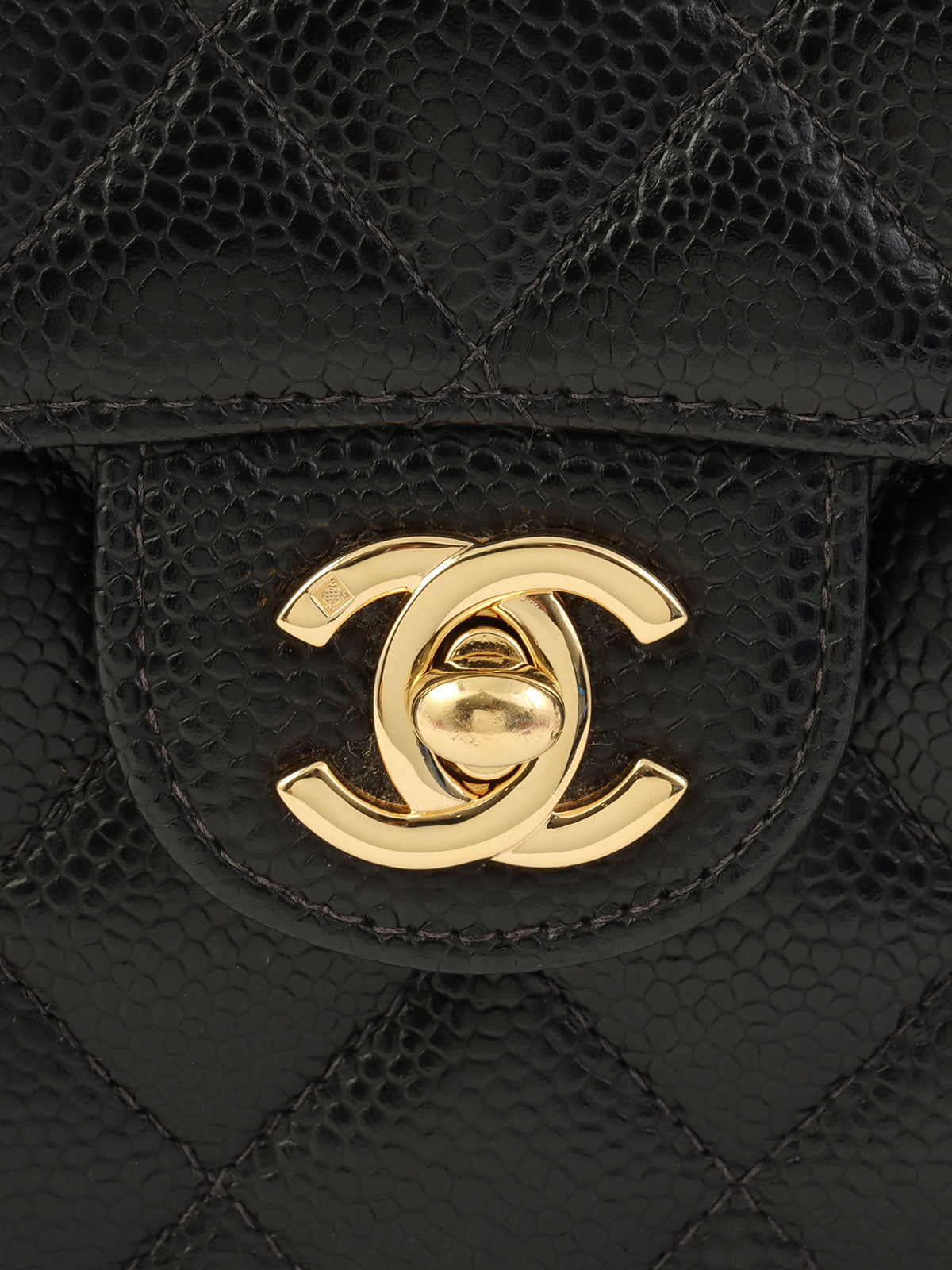 2004年頃製 キャビアスキンクラシックフラップチェーンバッグミニ ブラック