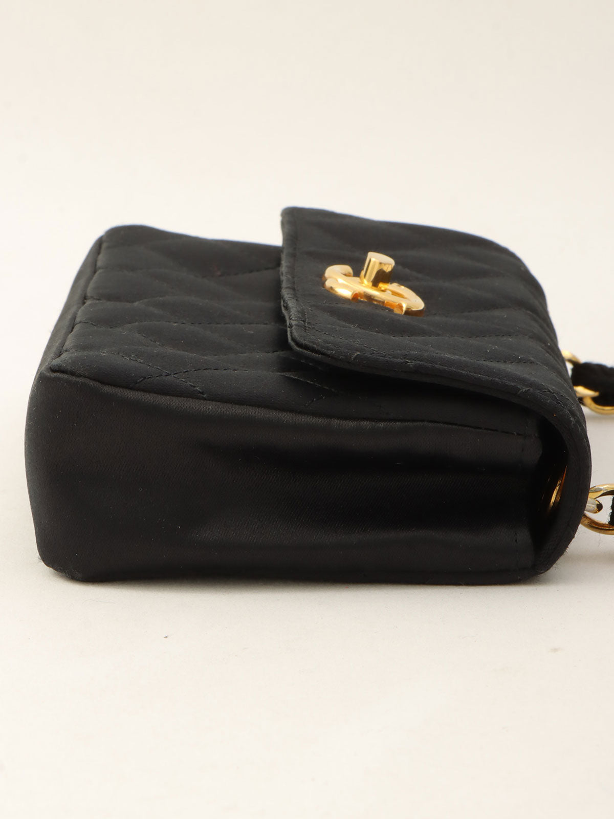 1985~1990年頃製 マトラッセステッチCCターンロックチェーンショルダーバッグミニ ブラック