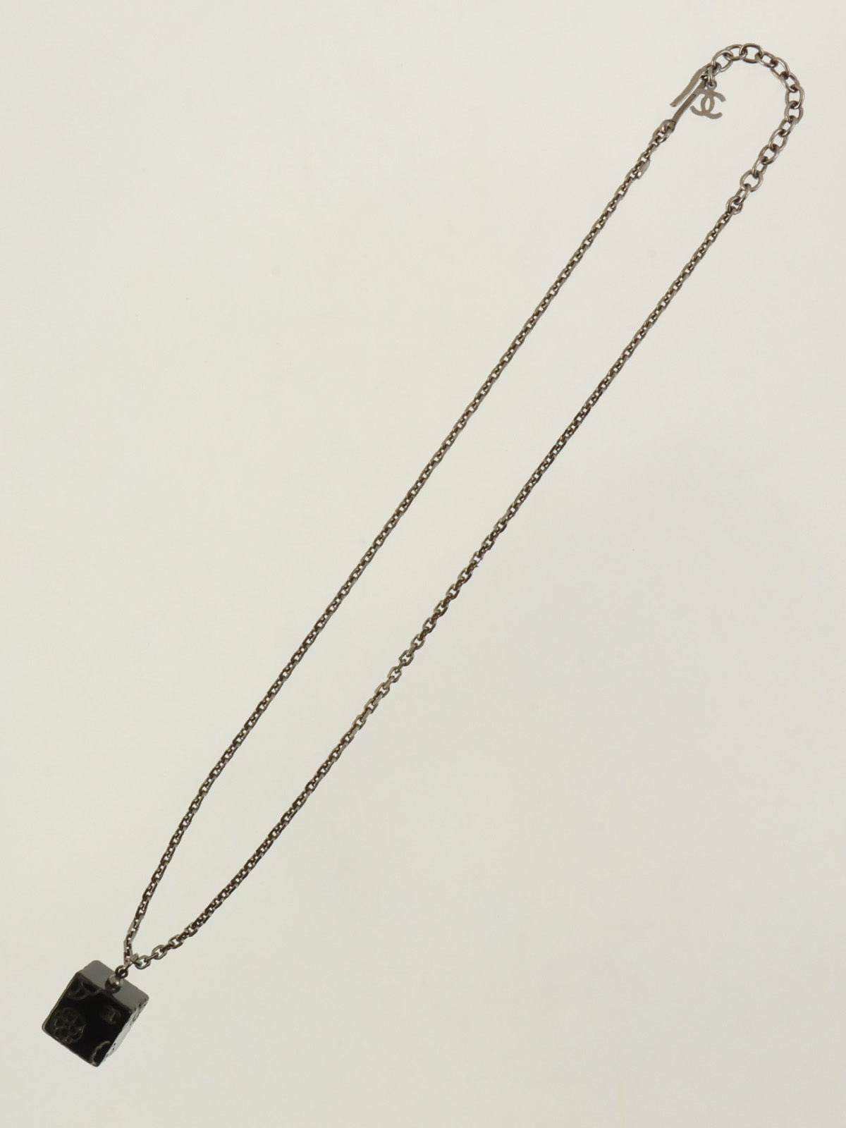 2002年製 カメリアCCマークキューブネックレス ガンメタル/ブラック