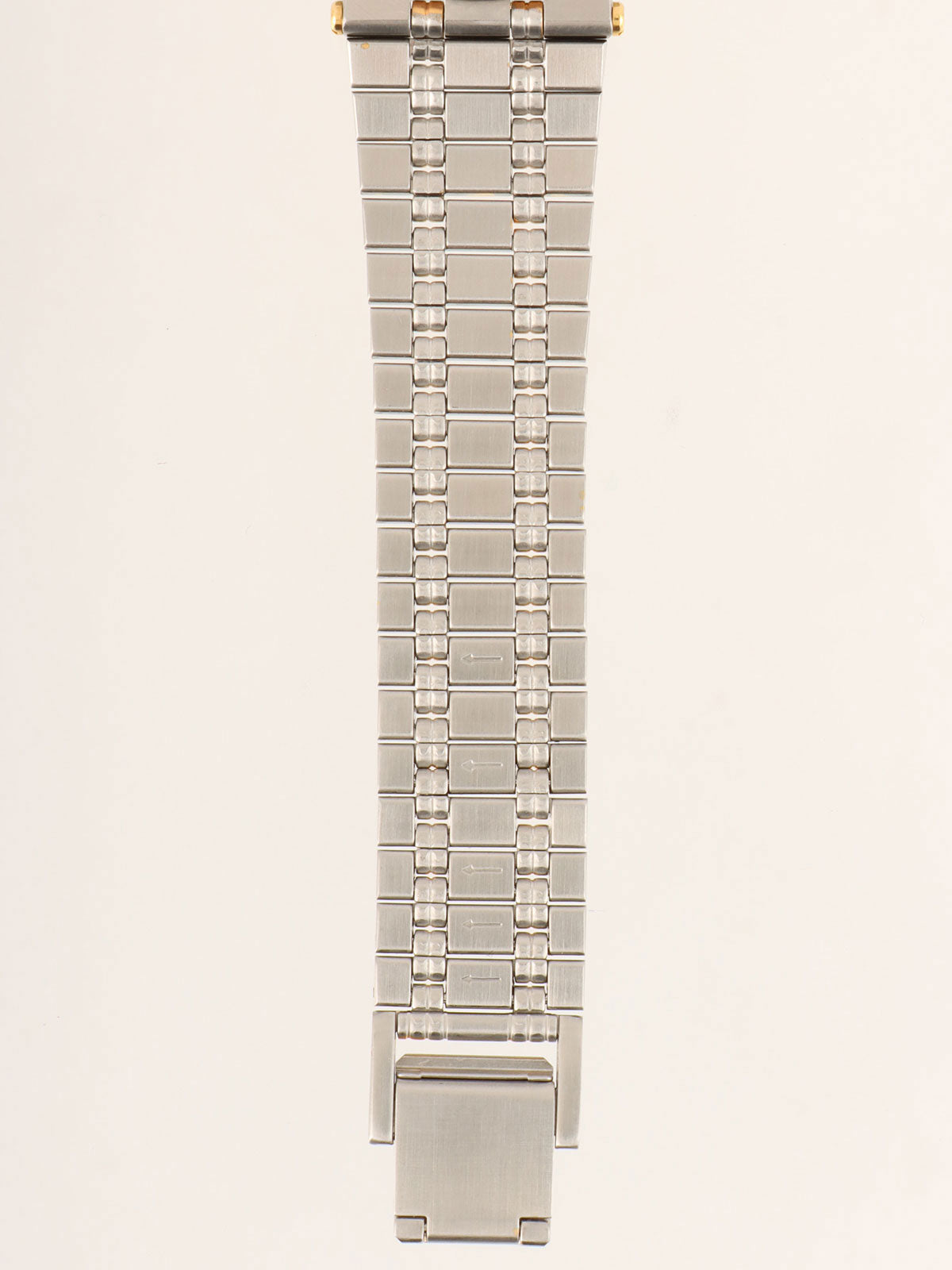Round Logo Face Watch Silver/Gold