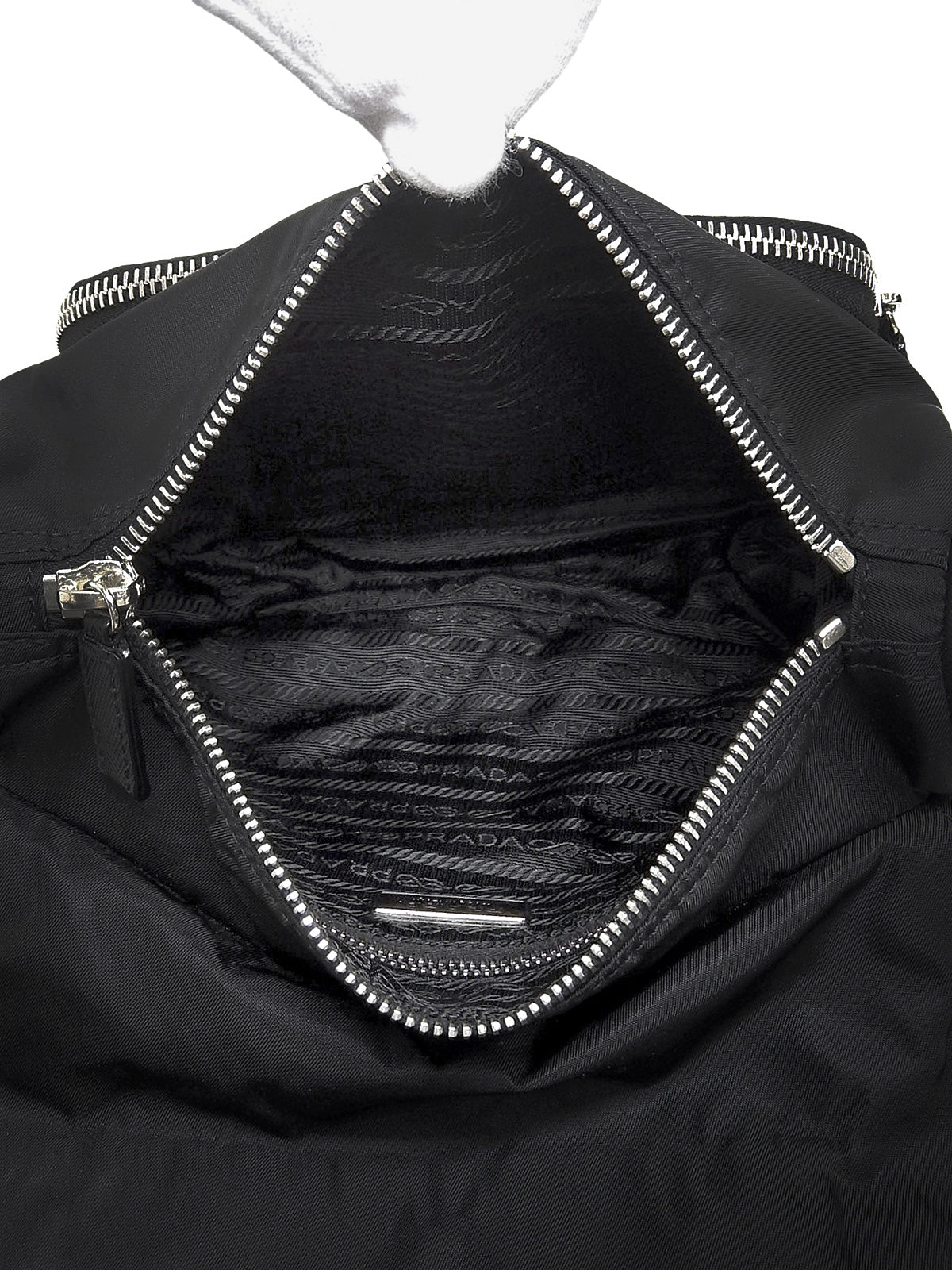 ナイロンロゴプレートワンショルダーバッグ ブラック