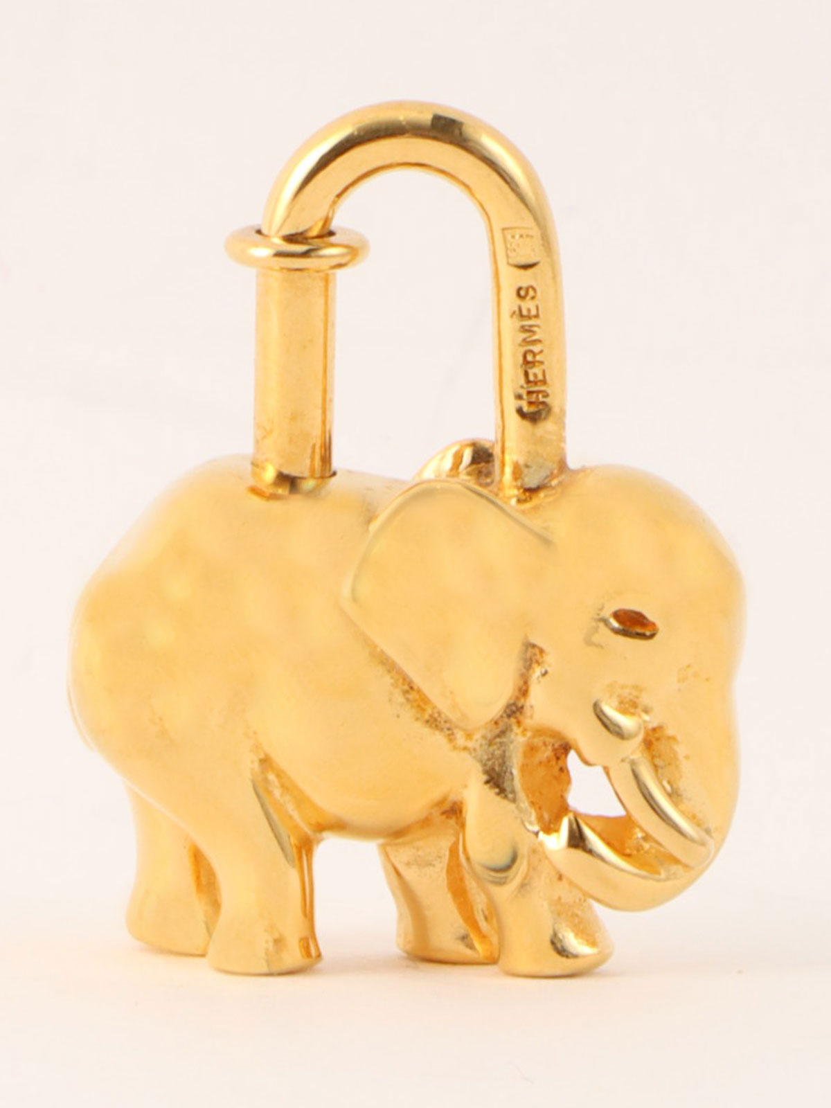 Elephant Cadena Charm Gold