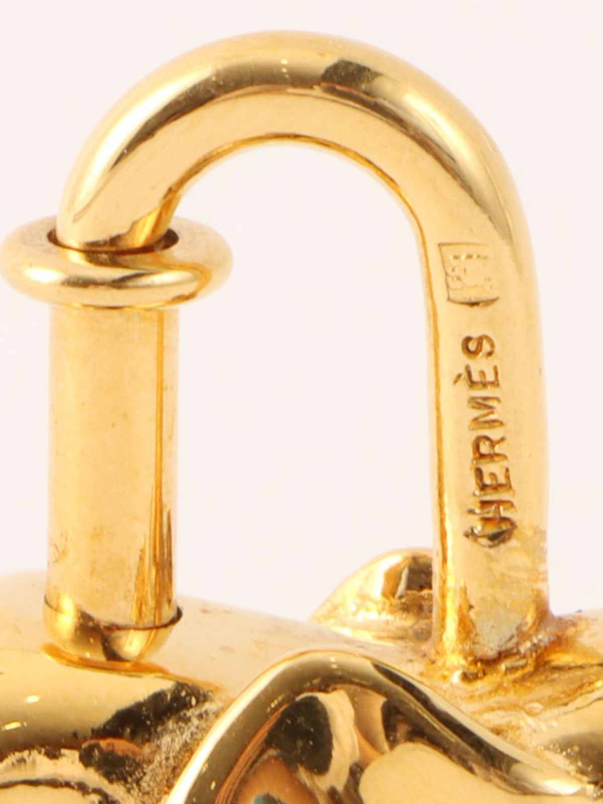 Elephant Cadena Charm Gold