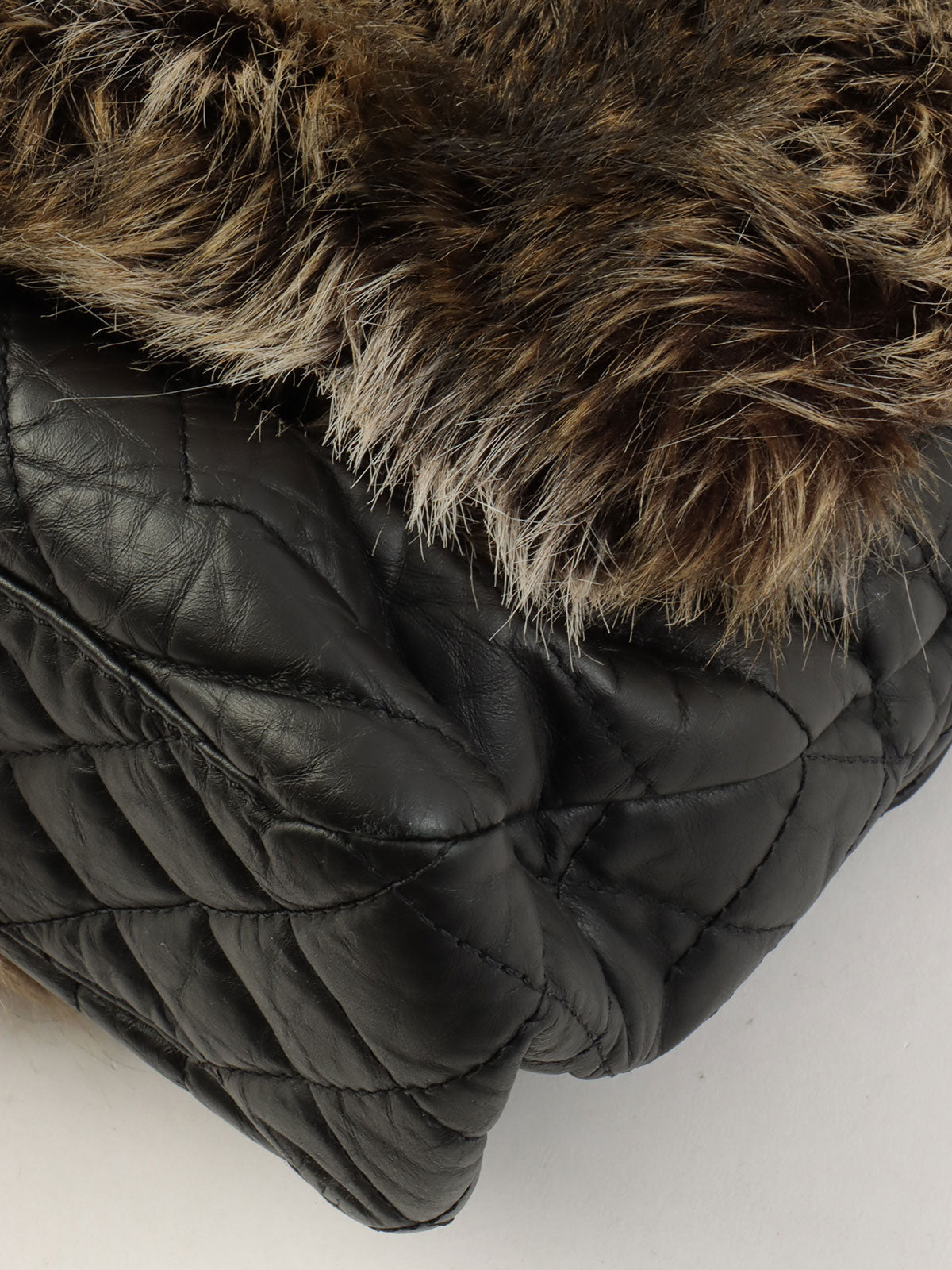 2009 2.55 Leather and Fur Combination Matelasse Stitch Tote Bag in Black