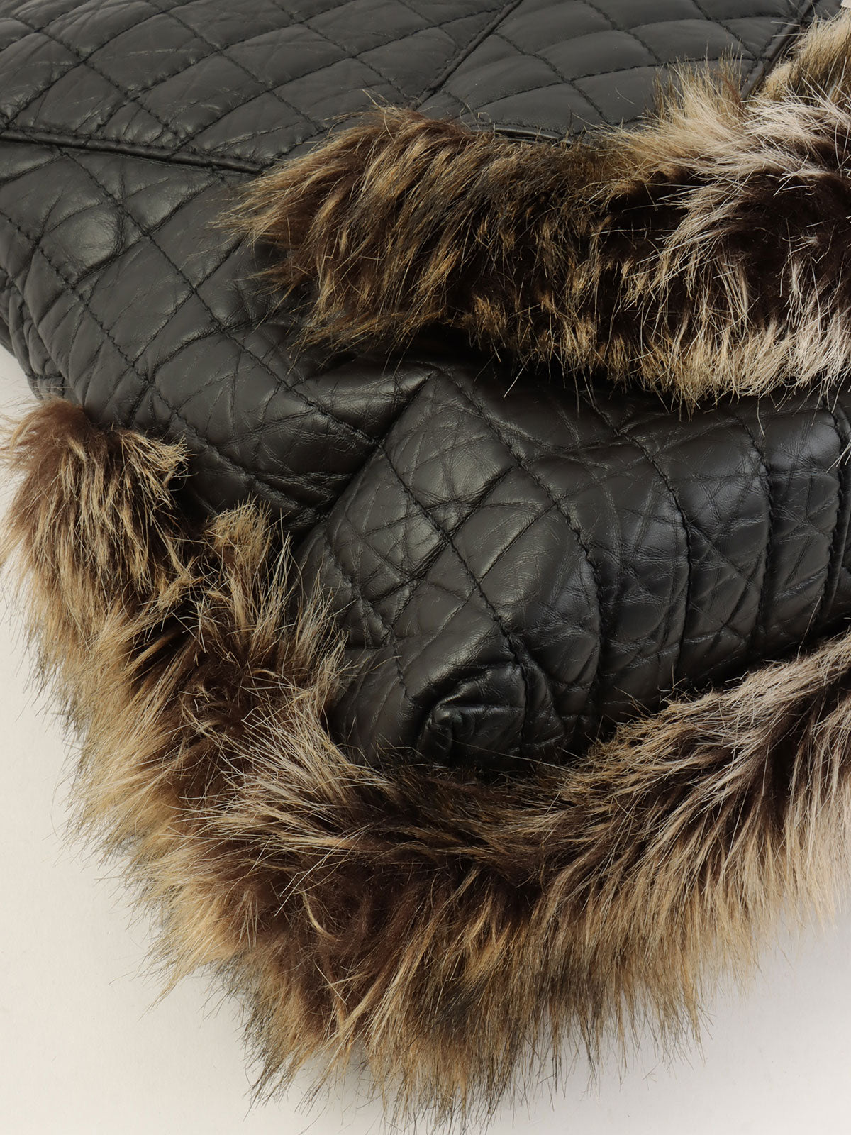 2009 2.55 Leather and Fur Combination Matelasse Stitch Tote Bag in Black