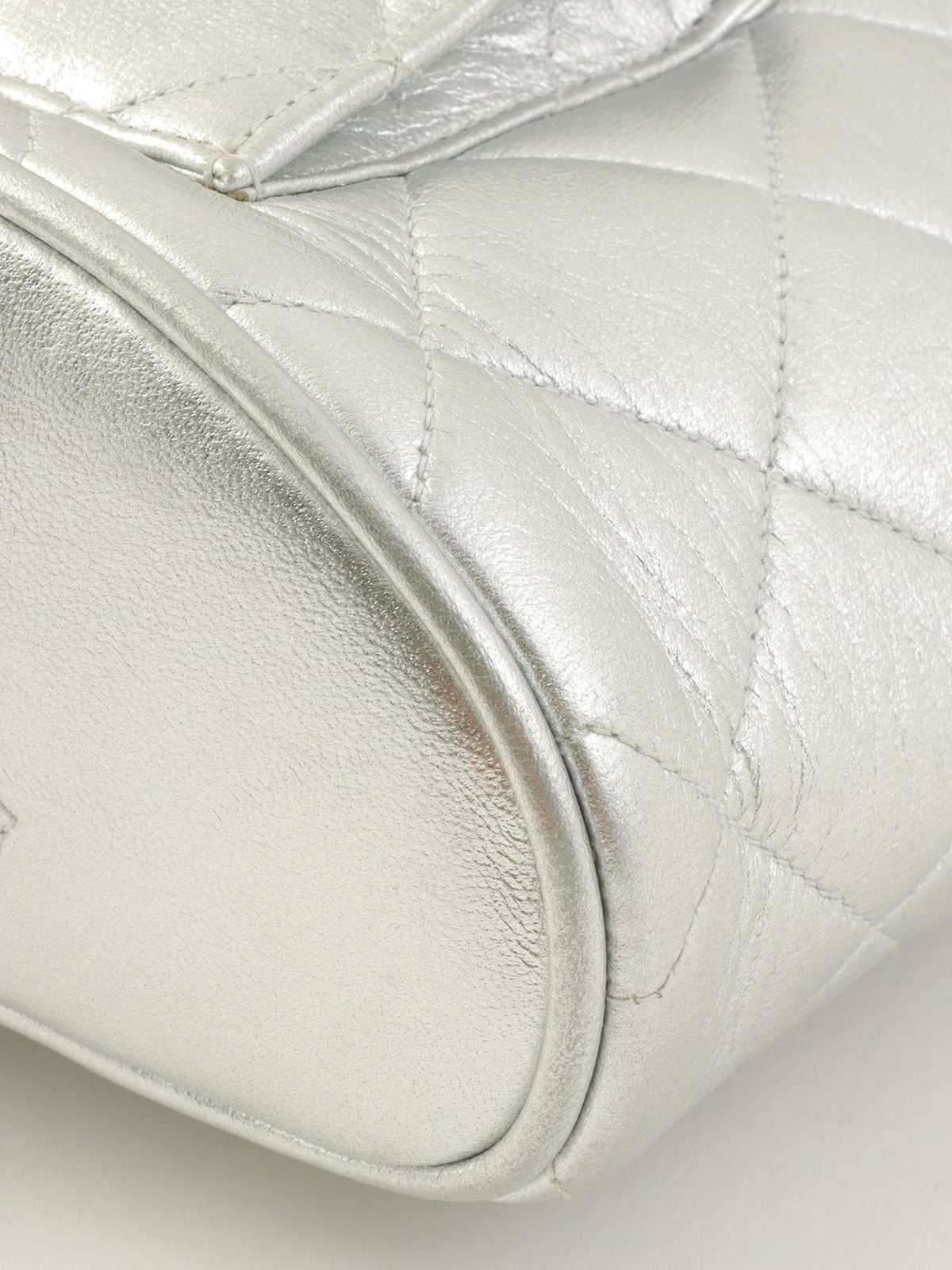 1995 双CC旋扣迷你银色背包